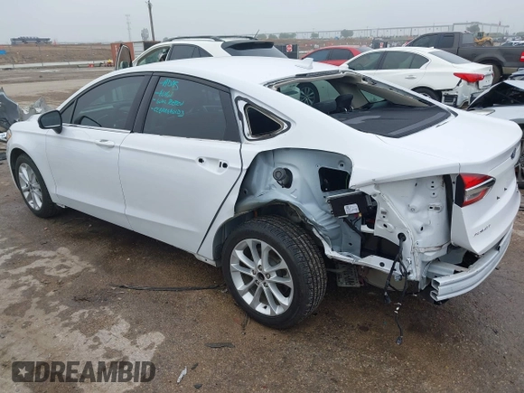 2020 Ford Fusion SE with VIN 3FA6P0LU2LR266943, listed as a IAAI auction lot 42160987 with 61,435 mi miles and . Bid and sale history available at DreamBid. Image 3.