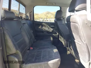 2014 GMC Sierra 1500 Denali z VIN 3GTU2WEJ2EG349289, wystawiony jako IAAI lot #41313698 z przebiegiem 190 441 mil mil oraz . Historia ofert i sprzedaży dostępna na DreamBid. Obrazek 8.