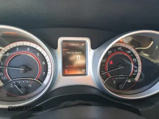 2014 Dodge Journey SXT z VIN 3C4PDCBG6ET238816, wystawiony jako Copart lot #45986675 z przebiegiem 174 452 mil mil oraz Szkoda całkowita • Salvage title. Historia ofert i sprzedaży dostępna na DreamBid. Obrazek 9.