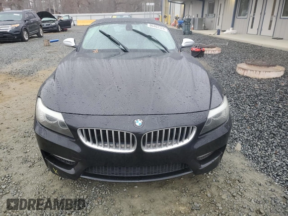 2011 BMW Z4 sDrive35is z VIN WBALM1C59BE633291, wystawiony jako Copart lot #86403324 z przebiegiem 98 268 mil mil oraz Szkoda całkowita • Salvage title. Historia ofert i sprzedaży dostępna na DreamBid. Obrazek 5.