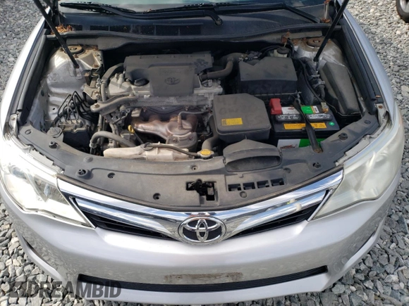 2014 Toyota Camry L with VIN 4T4BF1FK1ER435861, listed as a Copart auction lot 54007535 with 74,369 mi miles and Clean Title. Bid and sale history available at DreamBid. Image 11.