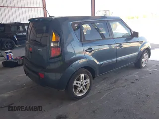 2011 Kia Soul + with VIN KNDJT2A25B7279401, listed as a IAAI auction lot 41874955 with 177,944 mi miles. Bid and sale history available at carsss.com. Image 4.