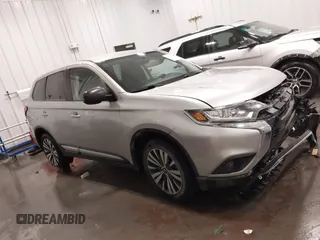 2020 Mitsubishi Outlander ES z VIN JA4AZ3A38LZ018227, wystawiony jako IAAI lot #42142244 z przebiegiem 91 342 mil mil oraz . Historia ofert i sprzedaży dostępna na DreamBid. Obrazek 14.