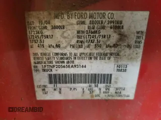 2005 Ford F-250 XL with VIN 1FTNF20565EA93144, listed as a Copart auction lot 62291085 with 131,720 mi miles and Salvage title. Bid and sale history available at DreamBid. Image 12.