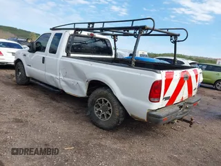 2002 Ford F-250 XL with VIN 1FTNX20F32ED27743, listed as a IAAI auction lot 41575079 with 276,144 mi miles and . Bid and sale history available at DreamBid. Image 3.
