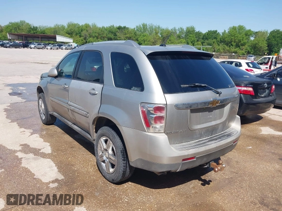 2008 Chevrolet Equinox LT with VIN 2CNDL33F186025675, listed as a IAAI auction lot 41834427 with 238,331 mi miles. Bid and sale history available at carsss.com. Image 3.
