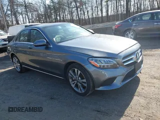 2021 Mercedes-Benz C 300 z VIN W1KWF8EB8MR630955, wystawiony jako IAAI lot #41764582 z przebiegiem 52 702 mil mil oraz . Historia ofert i sprzedaży dostępna na DreamBid. Obrazek 1.