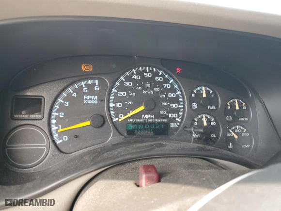 2000 Chevrolet Silverado 1500 with VIN 1GCEC14W8YZ154318, listed as a Copart auction lot 44401375 with 222,405 mi miles and Salvage Title. Bid and sale history available at carsss.com. Image 9.