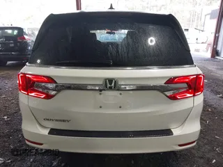 2019 Honda Odyssey EX with VIN 5FNRL6H57KB087739, listed as a IAAI auction lot 41908188 with 84,477 mi miles. Bid and sale history available at carsss.com. Image 17.
