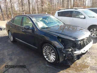 2015 Hyundai Equus Signature with VIN KMHGH4JHXFU095828, listed as a IAAI auction lot 41577881 with 173,663 mi miles and . Bid and sale history available at DreamBid. Image 1.
