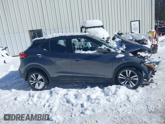 2019 Nissan Kicks SV with VIN 3N1CP5CU3KL544005, listed as a IAAI auction lot 41614091 with 38,356 mi miles. Bid and sale history available at carsss.com. Image 13.