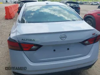 2024 Nissan Altima SR with VIN 1N4BL4CV5RN431650, listed as a IAAI auction lot 42760050 with 24,810 mi miles and . Bid and sale history available at DreamBid. Image 16.