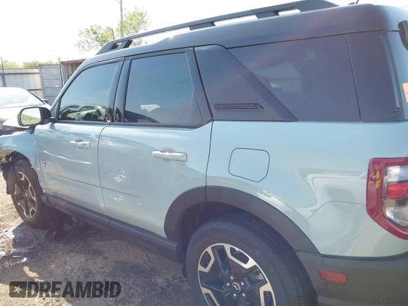 2023 Ford Bronco Sport Outer Banks with VIN 3FMCR9C6XPRD60485, listed as a IAAI auction lot 42007056 with 6,194 mi miles and . Bid and sale history available at DreamBid. Image 15.