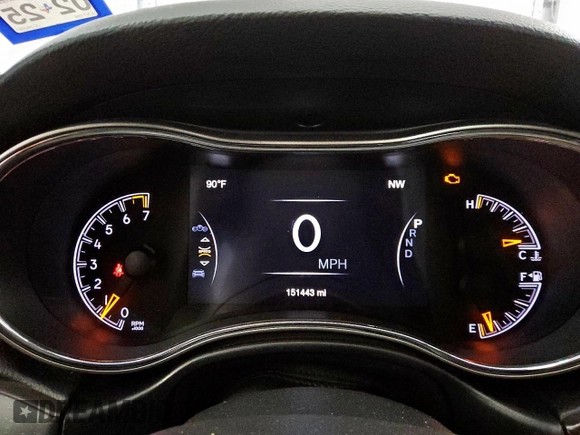 2018 Jeep Grand Cherokee Limited z VIN 1C4RJEBG3JC340061, wystawiony jako Copart lot #56654975 z przebiegiem 151 443 mil mil oraz Czysty tytuł • Clean title. Historia ofert i sprzedaży dostępna na DreamBid. Obrazek 9.