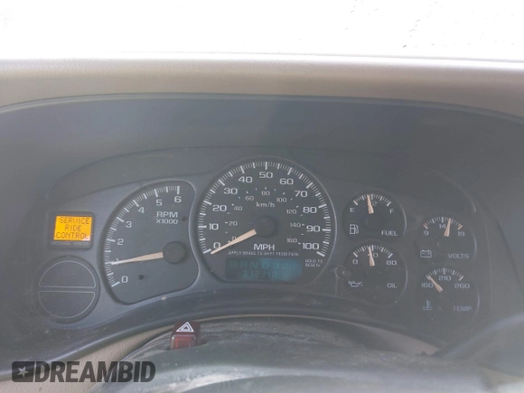 2002 Chevrolet Suburban LS with VIN 1GNFK16Z92J109951, listed as a IAAI auction lot 41685362 with 312,140 mi miles. Bid and sale history available at carsss.com. Image 7.