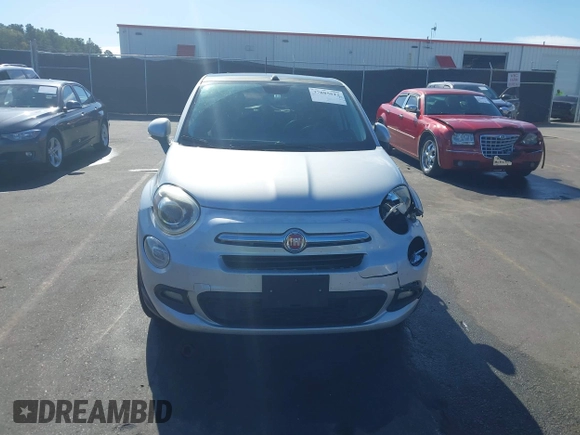 2016 FIAT 500X Lounge z VIN ZFBCFXDT2GP363767, wystawiony jako IAAI lot #37885612 z przebiegiem 74 859 mil mil oraz . Historia ofert i sprzedaży dostępna na DreamBid. Obrazek 12.