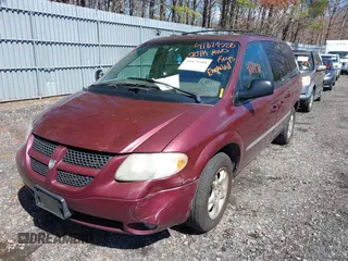 2002 Dodge Caravan Sport with VIN 2B4GP44392R735684, listed as a IAAI auction lot 41879588 with 207,266 mi miles. Bid and sale history available at carsss.com. Image 2.