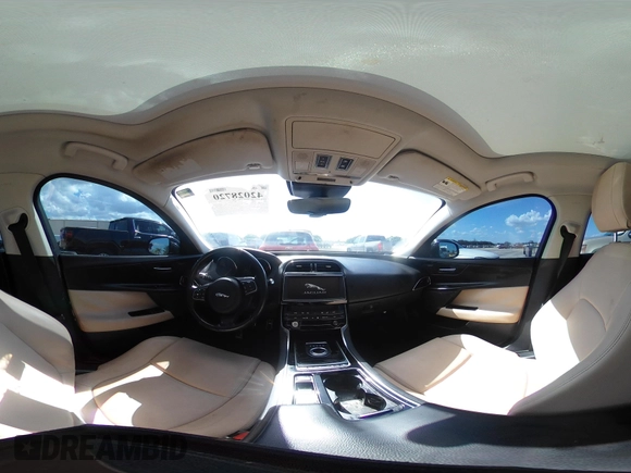 2019 Jaguar XE 25t Premium with VIN SAJAJ4FX9KCP46060, listed as a IAAI auction lot 42028720 with 38,953 mi miles. Bid and sale history available at carsss.com. Image 18.