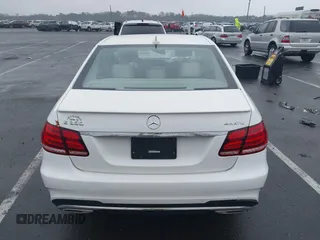 2016 Mercedes-Benz E-Class E 350 Luxury with VIN WDDHF8JB1GB240842, listed as a IAAI auction lot 41079330 with 46,322 mi miles. Bid and sale history available at carsss.com. Image 15.