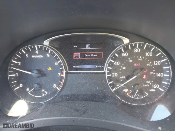2016 Nissan Altima 2.5 SR with VIN 1N4AL3AP5GN371702, listed as a IAAI auction lot 41645955 with 180,935 mi miles. Bid and sale history available at carsss.com. Image 7.