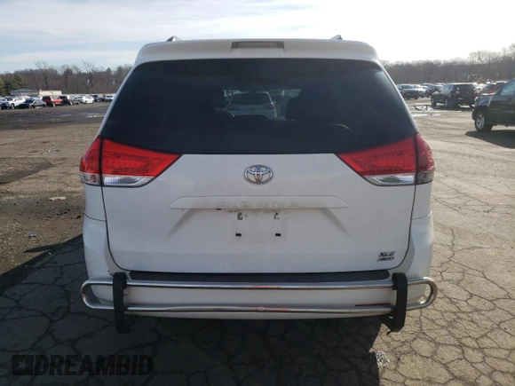 2013 Toyota Sienna XLE with VIN 5TDDK3DC2DS062598, listed as a Copart auction lot 50026545 with 130,719 mi miles and Salvage Title. Bid and sale history available at DreamBid. Image 6.