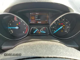 2019 Ford Escape S with VIN 1FMCU0F71KUA59085, listed as a Copart auction lot 60250375 with 227,114 mi miles and Salvage title. Bid and sale history available at DreamBid. Image 9.