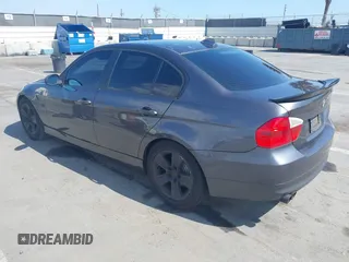 2007 BMW 3 Series 328i with VIN WBAVC53587FZ76498, listed as a IAAI auction lot 42110897 with 178,823 mi miles and . Bid and sale history available at carsss.com. Image 3.