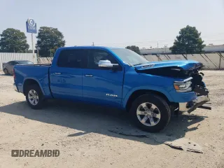 2022 Ram 1500 Laramie z VIN 1C6SRFJT1NN179158, wystawiony jako Copart lot #66940154 z przebiegiem 54 818 mil mil oraz Czysty tytuł • Clean title. Historia ofert i sprzedaży dostępna na DreamBid. Obrazek 4.