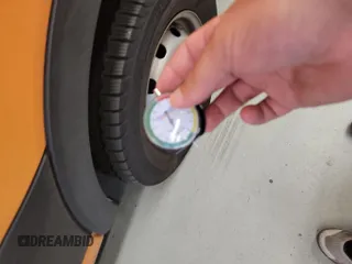 2023 Ford Transit Cargo с VIN 1FTBR1X89PKA75830, выставлен на аукционе IAAI как лот 42907933 с пробегом 17 668 миль миль и . История ставок и продаж доступна на DreamBid. Изображение 11.