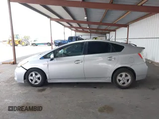 2010 Toyota Prius II z VIN JTDKN3DU2A0061893, wystawiony jako IAAI lot #42248600 z przebiegiem 237 041 mil mil oraz . Historia ofert i sprzedaży dostępna na DreamBid. Obrazek 15.