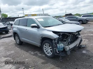 2014 Toyota Highlander LE z VIN 5TDBKRFH4ES048559, wystawiony jako IAAI lot #42289568 z przebiegiem 159 680 mil mil oraz . Historia ofert i sprzedaży dostępna na DreamBid. Obrazek 1.