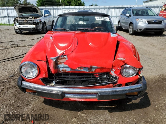 1979 FIAT 124 Spider z VIN 124CS20142625, wystawiony jako Copart lot #63245354 z przebiegiem 41 509 mil mil oraz Czysty tytuł • Clean title. Historia ofert i sprzedaży dostępna na DreamBid. Obrazek 5.