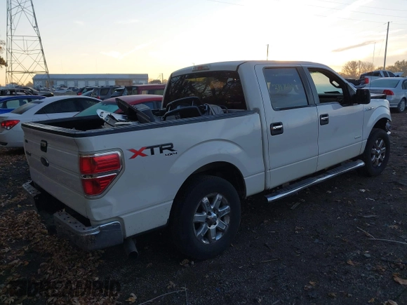 2013 Ford F-150 XL with VIN 1FTFW1ET8DFB46800, listed as a IAAI auction lot 37976110 with 152,173 mi miles. Bid and sale history available at carsss.com. Image 4.