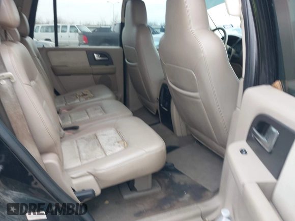 2003 Ford Expedition Eddie Bauer with VIN 1FMRU17W73LC40253, listed as a IAAI auction lot 41451295 with 324,134 mi miles. Bid and sale history available at carsss.com. Image 8.