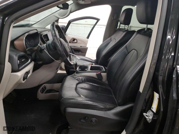2019 Chrysler Pacifica Touring L Plus with VIN 2C4RC1EG6KR604641, listed as a Copart auction lot 87958495 with 118,639 mi miles and Non Repairable. Bid and sale history available at carsss.com. Image 7.