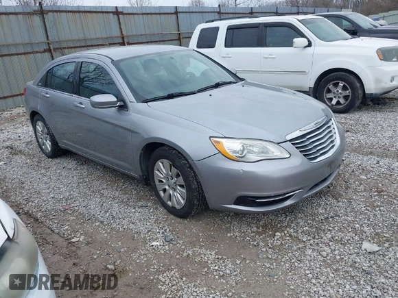 2013 Chrysler 200 LX with VIN 1C3CCBAB9DN641130, listed as a IAAI auction lot 41714609 with 175,465 mi miles. Bid and sale history available at carsss.com. Image 1.