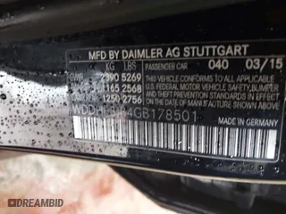2016 Mercedes-Benz E-Class E 350 Luxury with VIN WDDHF8JB4GB178501, listed as a IAAI auction lot 41043310 with 126,903 mi miles. Bid and sale history available at carsss.com. Image 9.