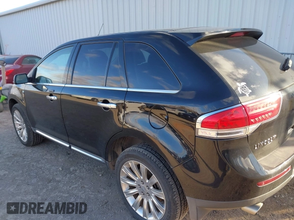 2012 Lincoln MKX with VIN 2LMDJ6JK0CBL02487, listed as a IAAI auction lot 41191697 with 164,653 mi miles. Bid and sale history available at carsss.com. Image 14.