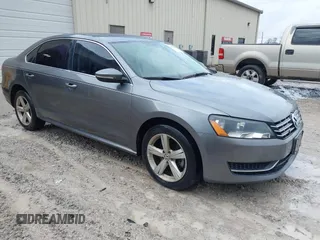 2012 Volkswagen Passat SE z VIN 1VWBN7A32CC090053, wystawiony jako IAAI lot #41478451 z przebiegiem 123 679 mil mil oraz . Historia ofert i sprzedaży dostępna na DreamBid. Obrazek 1.