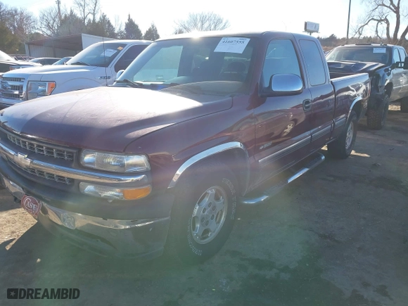 2001 Chevrolet Silverado 1500 LT with VIN 2GCEC19TX11103206, listed as a IAAI auction lot 41607555 with 1 mi miles. Bid and sale history available at carsss.com. Image 2.