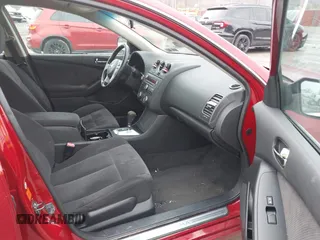 2009 Nissan Altima 2.5 S with VIN 1N4AL21E89N457372, listed as a IAAI auction lot 41960867 with 103,665 mi miles. Bid and sale history available at carsss.com. Image 5.