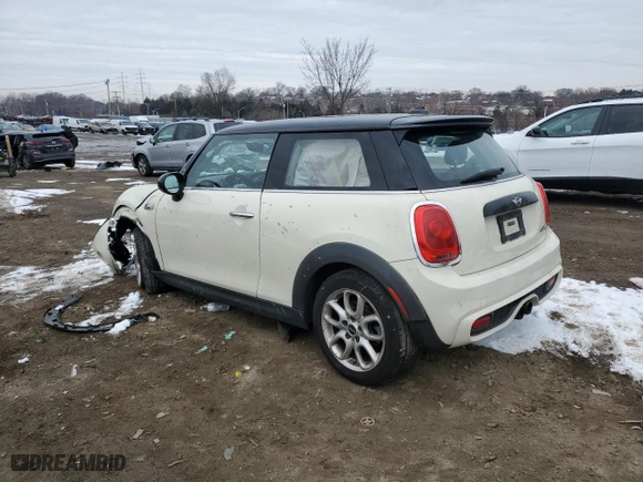 2014 MINI Cooper Hardtop S with VIN WMWXM7C51ET987715, listed as a Copart auction lot 87689985 with NaN miles and Salvage Title. Bid and sale history available at carsss.com. Image 2.