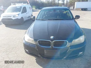 2011 BMW 3 Series 328i xDrive with VIN WBAPK7G52BNN78753, listed as a IAAI auction lot 41775527 with 89,309 mi miles. Bid and sale history available at carsss.com. Image 6.