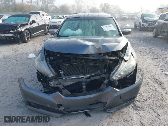 2018 Nissan Altima 2.5 SR with VIN 1N4AL3AP3JC251822, listed as a IAAI auction lot 41875517 with 135,808 mi miles. Bid and sale history available at carsss.com. Image 12.