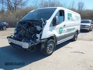 2017 Ford Transit z VIN 1FTYE1YM7HKA86022, wystawiony jako IAAI lot #41887271 z przebiegiem 70 223 mil mil oraz . Historia ofert i sprzedaży dostępna na DreamBid. Obrazek 18.