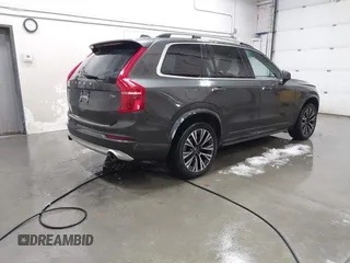 2018 Volvo XC90 Momentum with VIN YV4102XK1J1323053, listed as a IAAI auction lot 41145820 with 117,538 mi miles and . Bid and sale history available at DreamBid. Image 4.