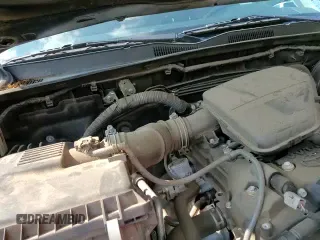 2018 Toyota Tacoma SR z VIN 5TFAX5GN2JX115996, wystawiony jako Copart lot #67276065 z przebiegiem 106 881 mil mil oraz Szkoda całkowita • Salvage title. Historia ofert i sprzedaży dostępna na DreamBid. Obrazek 16.