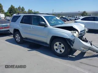 2005 Toyota 4Runner SR5 z VIN JTEZU14R158031515, wystawiony jako IAAI lot #42453430 z przebiegiem 114 071 mil mil oraz . Historia ofert i sprzedaży dostępna na DreamBid. Obrazek 1.