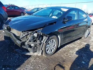 2020 Hyundai Elantra SE with VIN 5NPD74LF2LH515044, listed as a IAAI auction lot 40904053 with 33,341 mi miles. Bid and sale history available at carsss.com. Image 2.