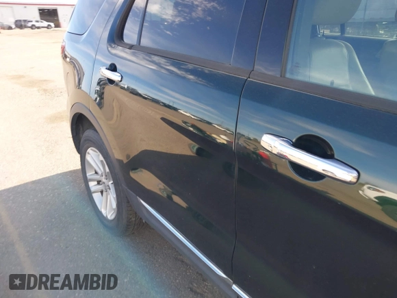 2013 Ford Explorer XLT z VIN 1FM5K7D85DGB31748, wystawiony jako IAAI lot #41819218 z przebiegiem 188 452 mil mil oraz . Historia ofert i sprzedaży dostępna na DreamBid. Obrazek 6.